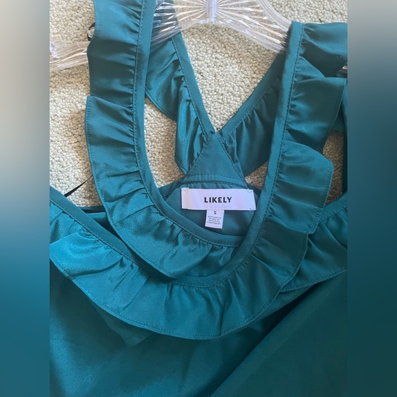 *NWOT* Likely Green Ruffle Top, Size Small NEVER WORN - Picture 3 of 6